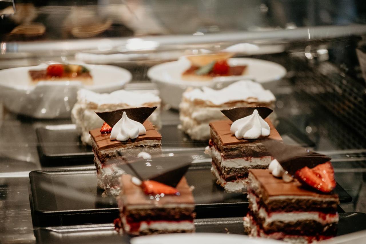 Fontana Hotel & Gastronomy Будва Экстерьер фото